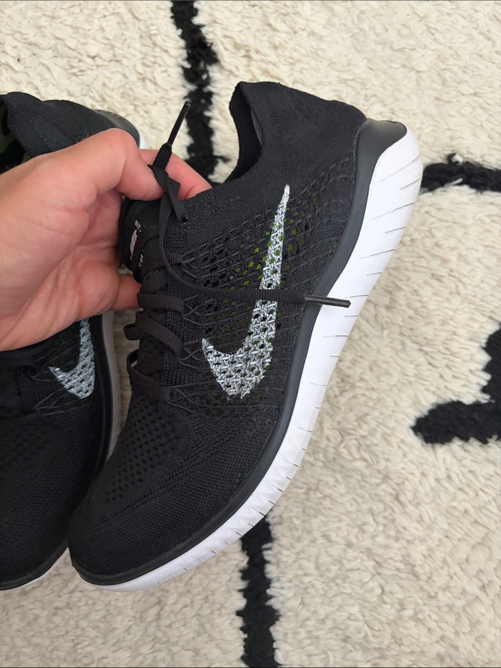 Nike Black Running Sneakers with White Swoosh and Lime Insole - Picture 4 of 4